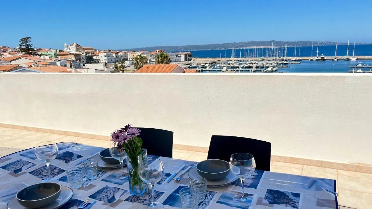 Attici Con Terrazzo Vista Mare Apartment Calasetta Italy