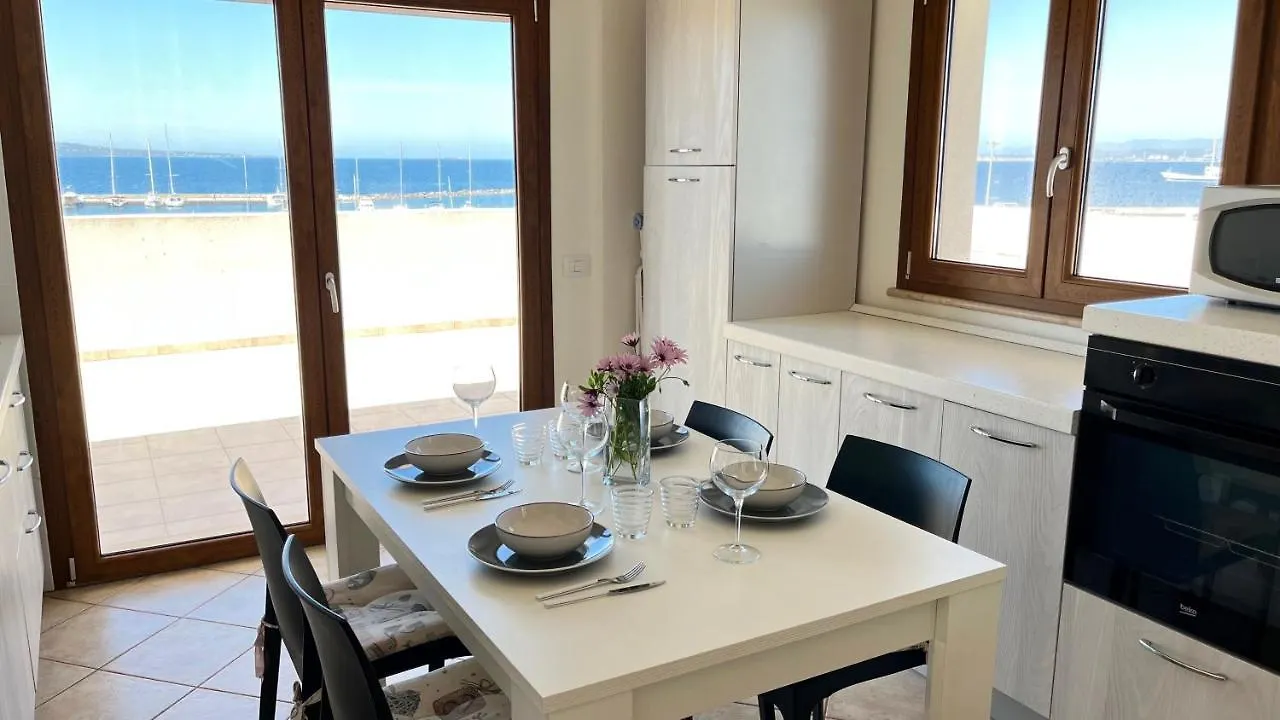 Attici Con Terrazzo Vista Mare Apartment Calasetta