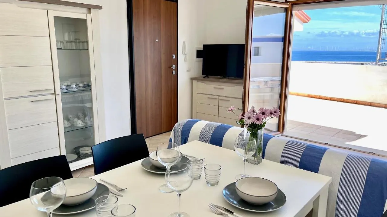 Attici Con Terrazzo Vista Mare Apartment Calasetta