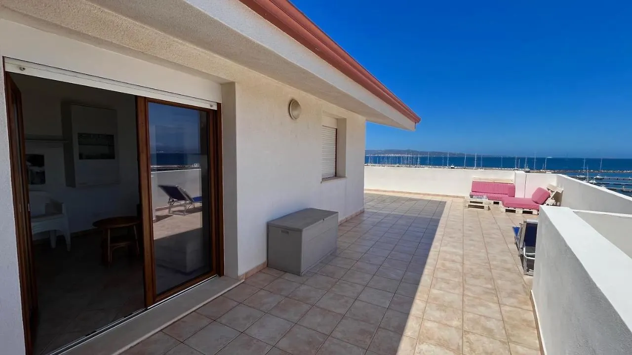 Attici Con Terrazzo Vista Mare Apartment Calasetta