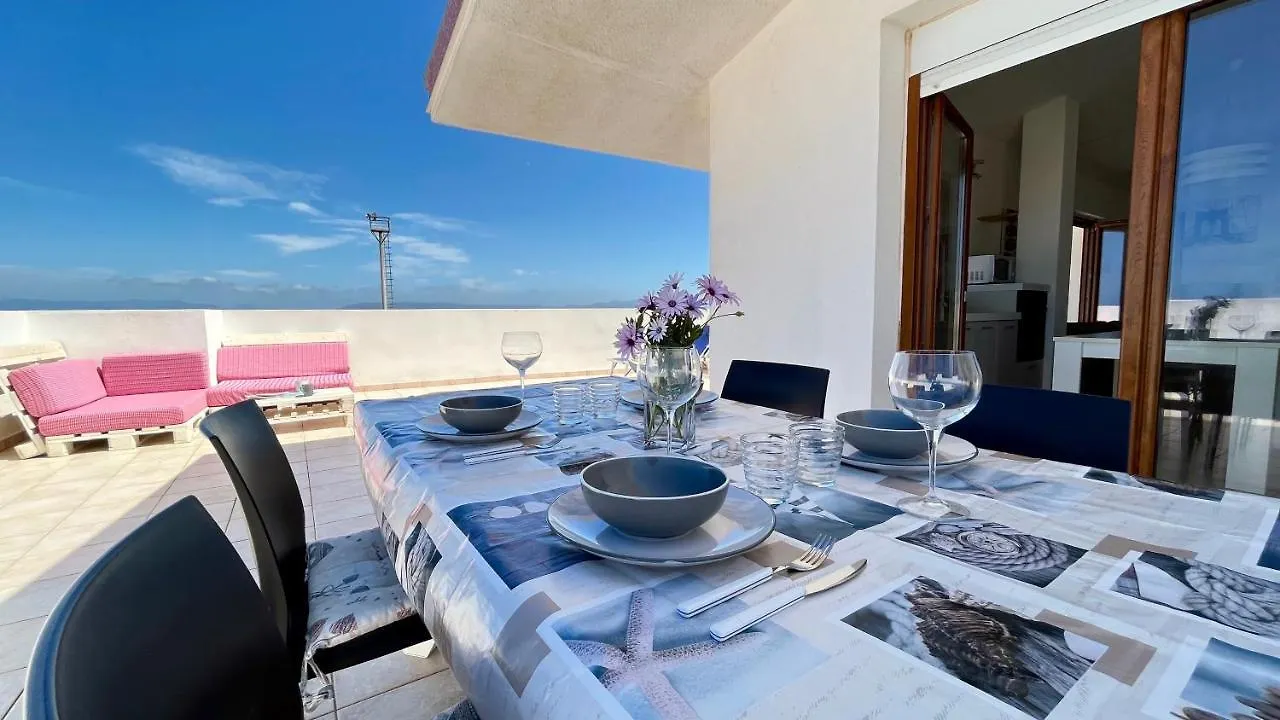 Attici Con Terrazzo Vista Mare Apartment Calasetta 0*,