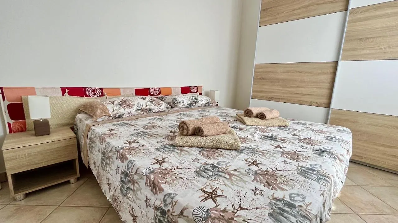 Attici Con Terrazzo Vista Mare Apartment Calasetta
