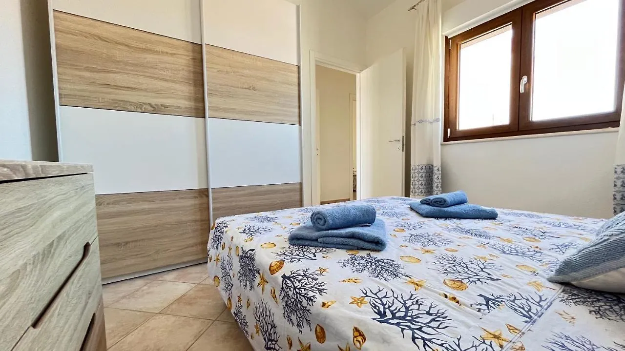 Attici Con Terrazzo Vista Mare Apartment Calasetta 0*,