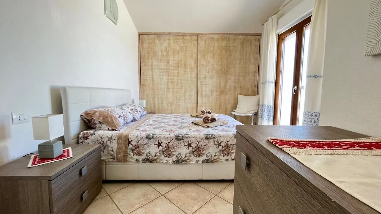 Attici Con Terrazzo Vista Mare Apartment Calasetta Italy